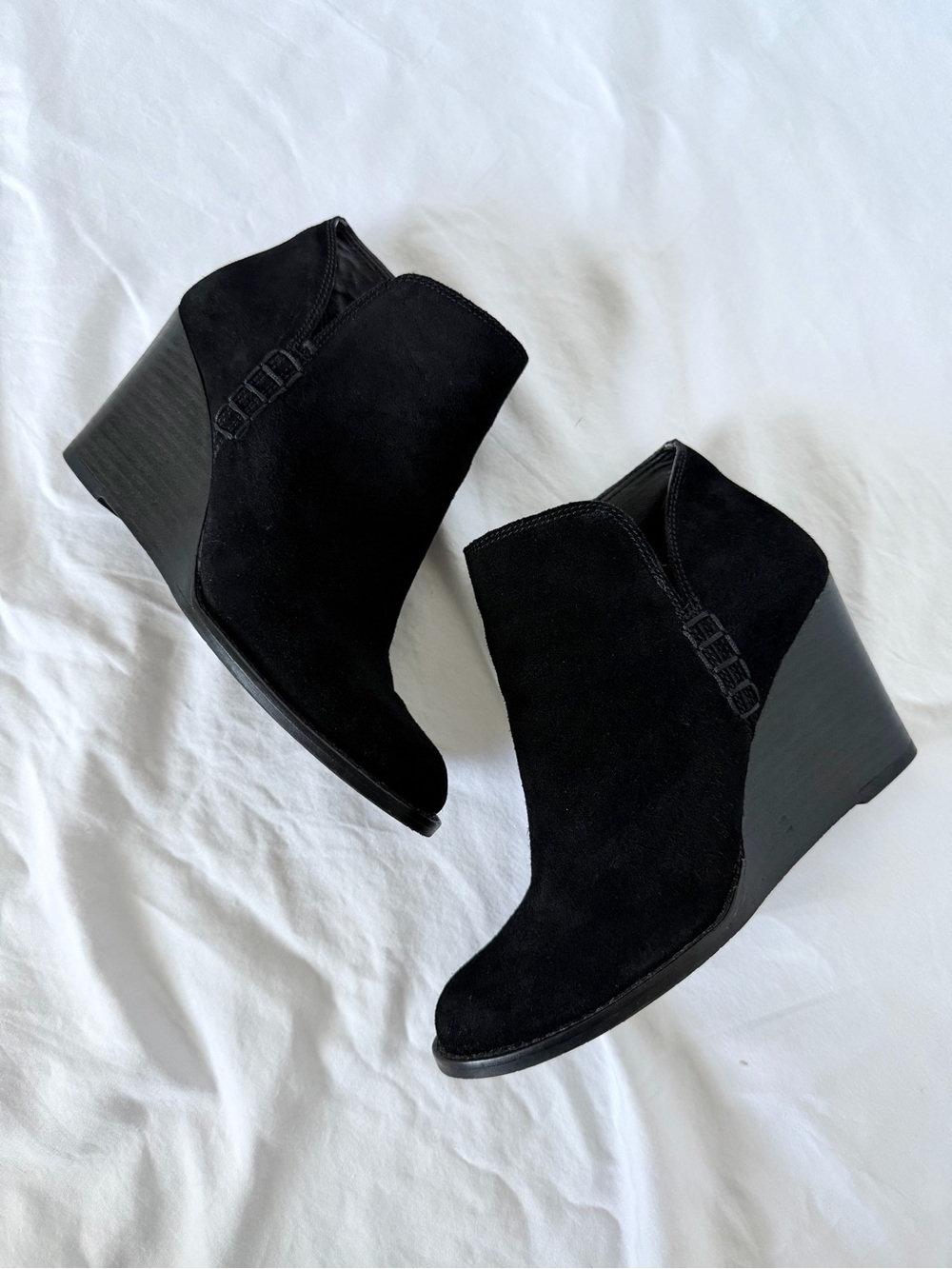 Lucky Brand Yimme Black Wedge Ankle Boot | Booties | Size 6